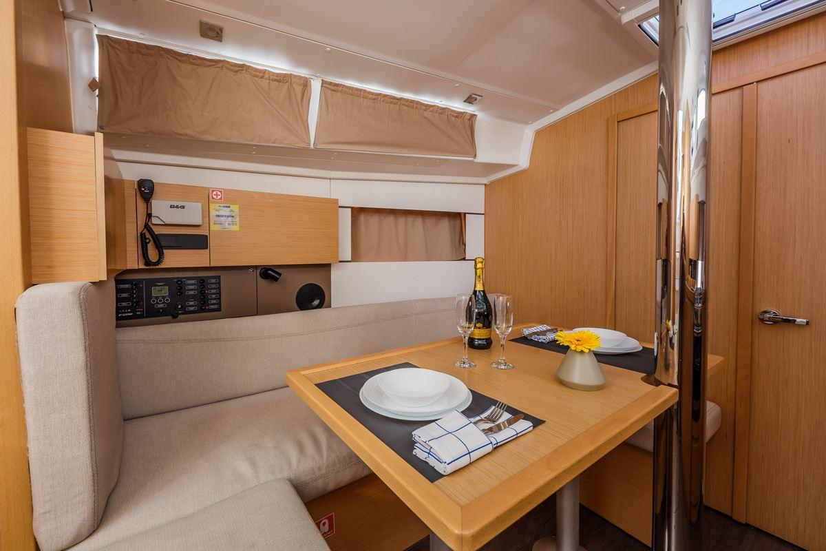 Oceanis 38.1, picture 5