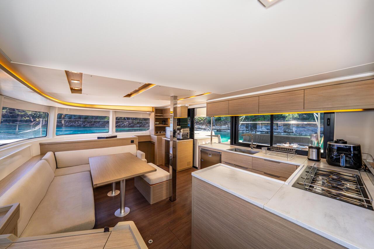 Lagoon 46 - 4 + 2 cab., picture 14