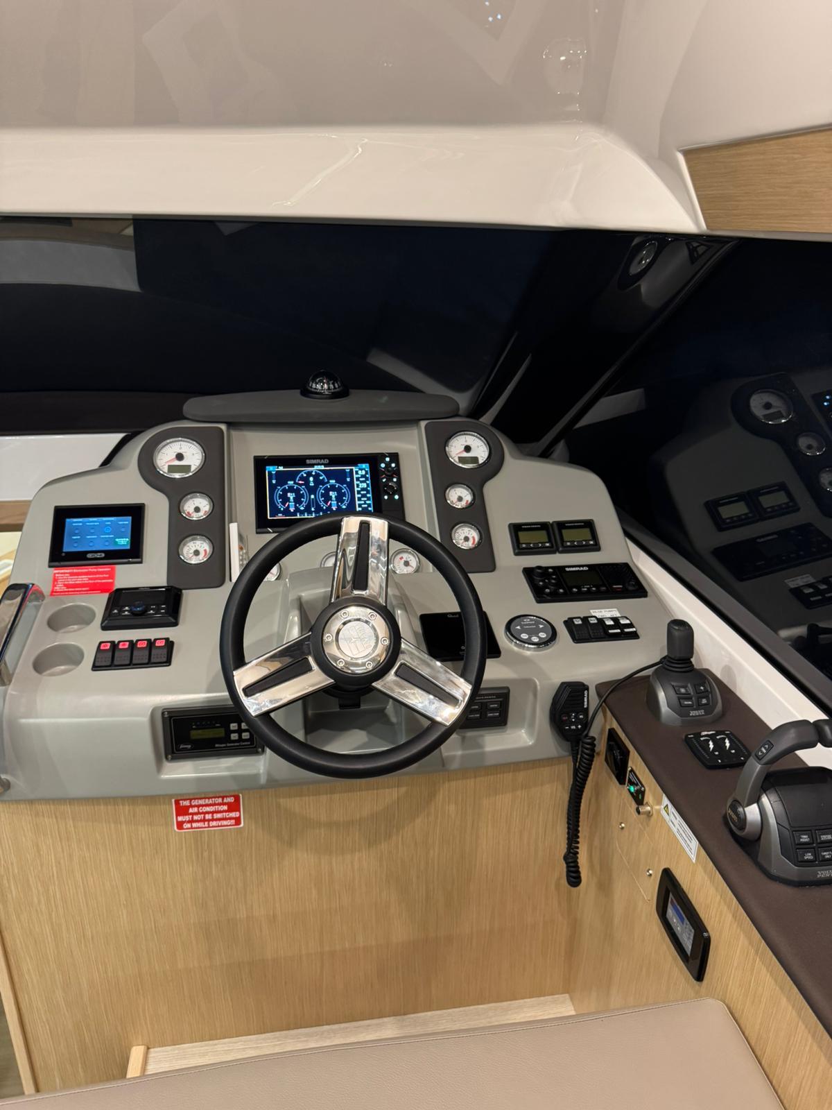 Bavaria Virtess 420 Fly, picture 21