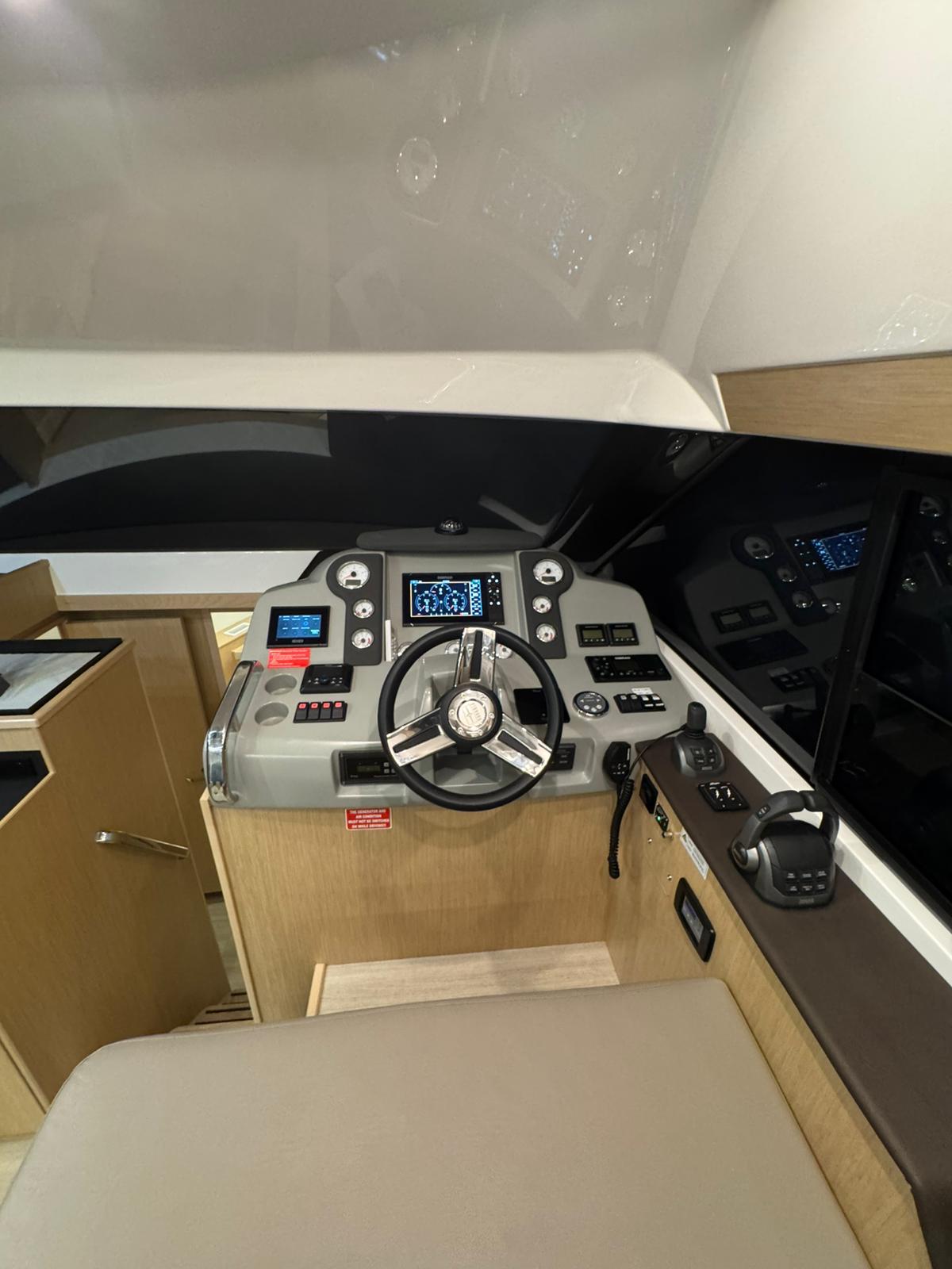 Bavaria Virtess 420 Fly, picture 20