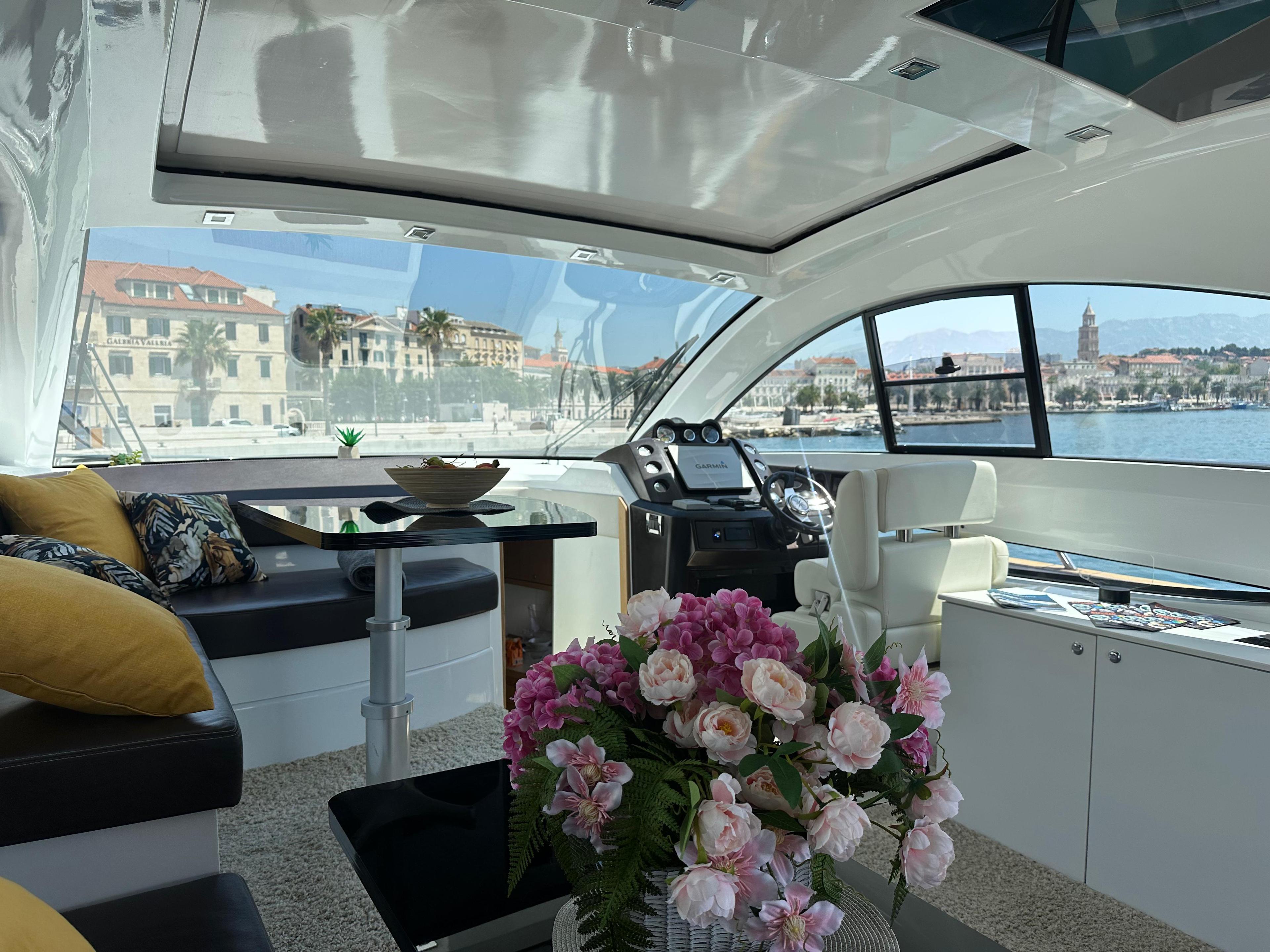 Pearlsea 56 Coupe, picture 10