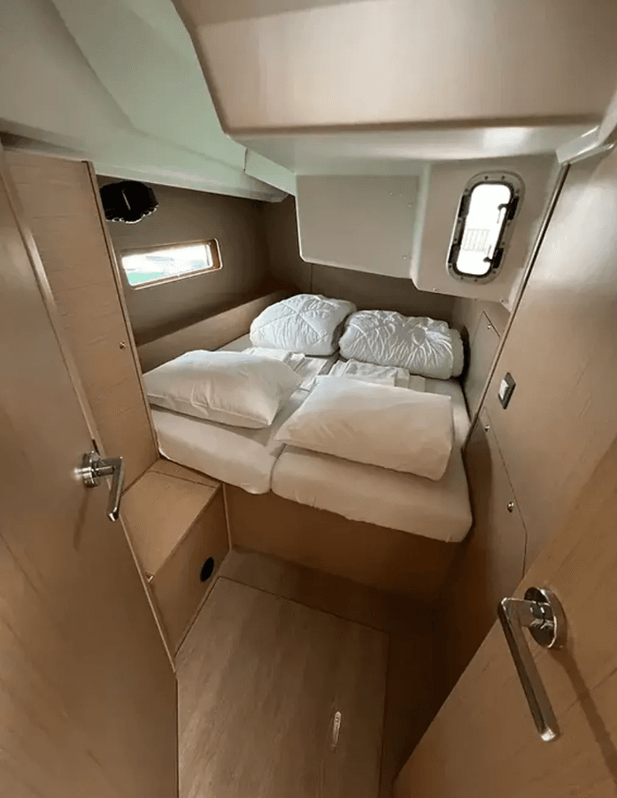 Oceanis 40.1, picture 5