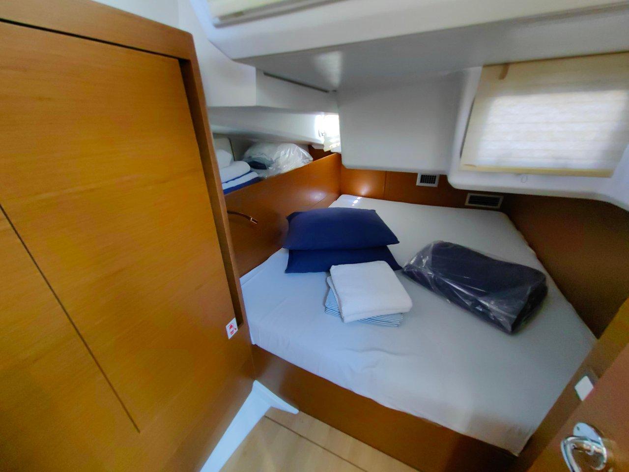 Sun Odyssey 440 - 4 cab., picture 21