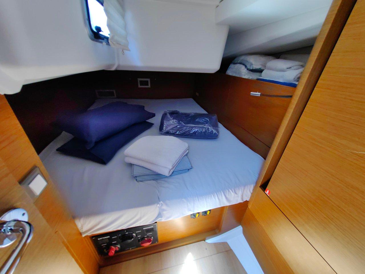 Sun Odyssey 440 - 4 cab., picture 18