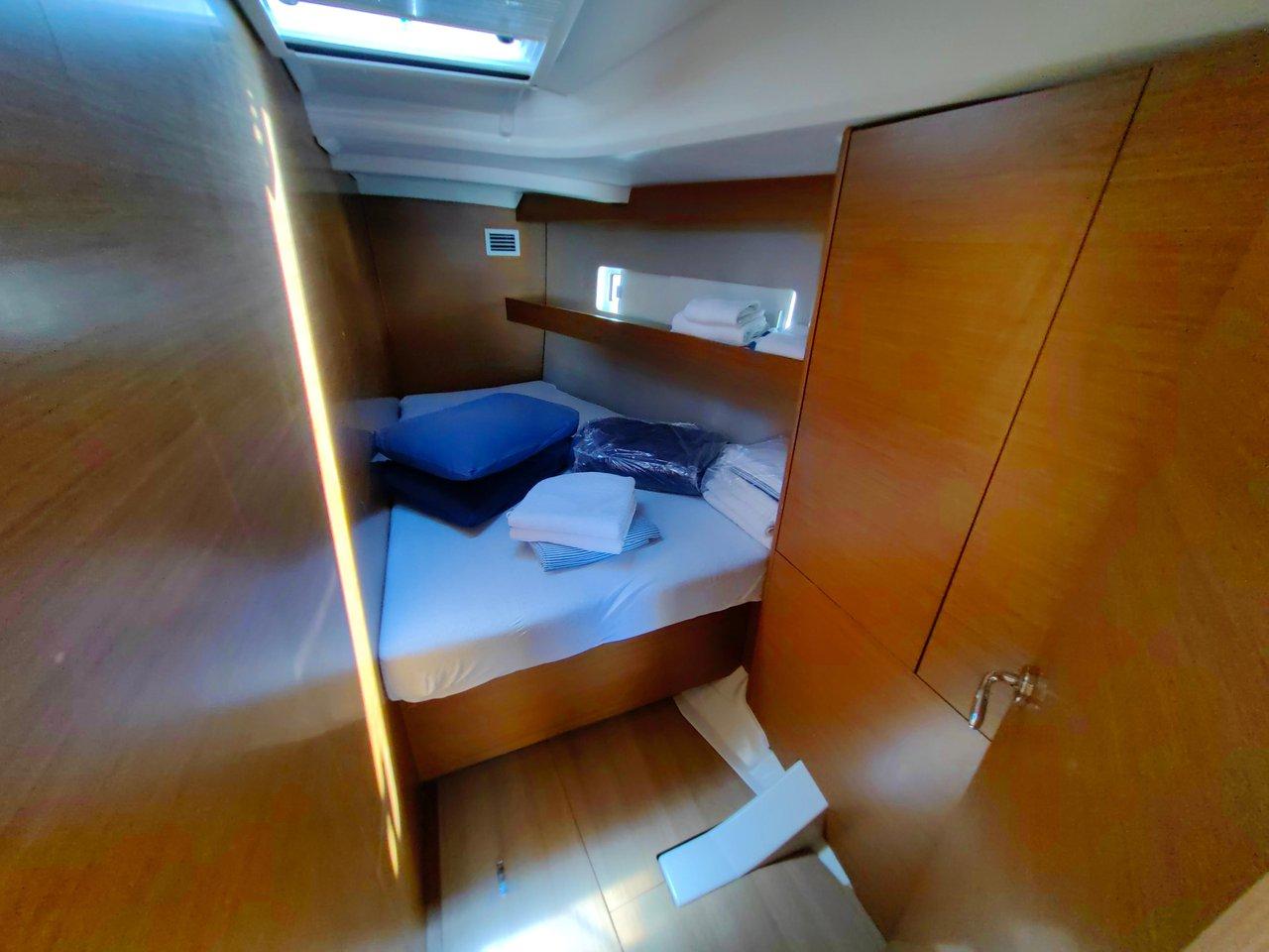 Sun Odyssey 440 - 4 cab., picture 19