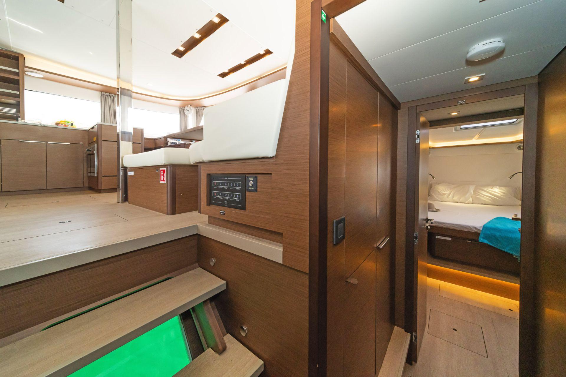 Lagoon 46 - 4 + 2 cab., picture 5