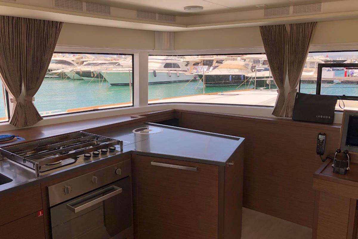 Lagoon 52 F - 6 + 2 cab., picture 14