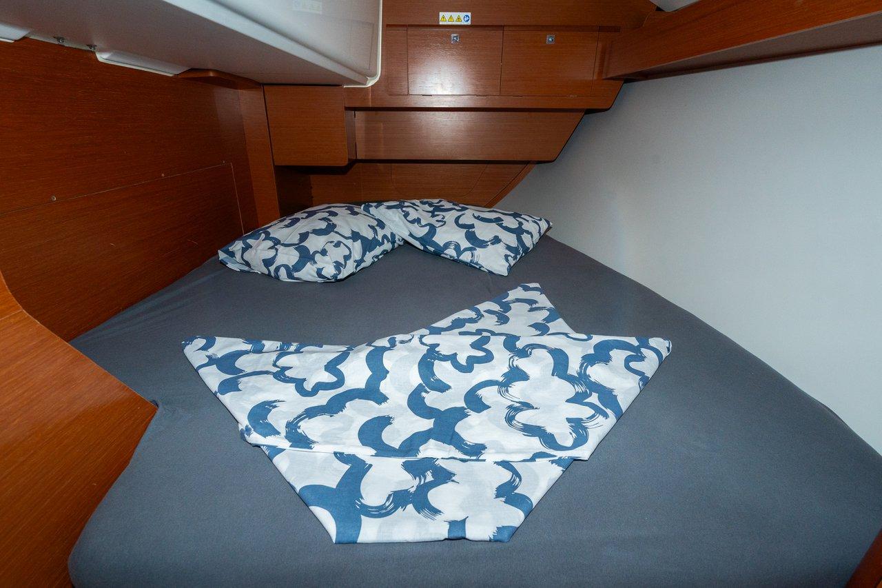 Dufour 360 GL - 3 cab., picture 9