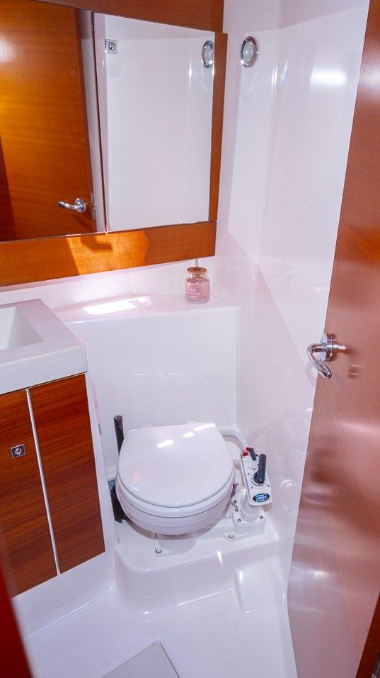 Dufour 412 GL, picture 16