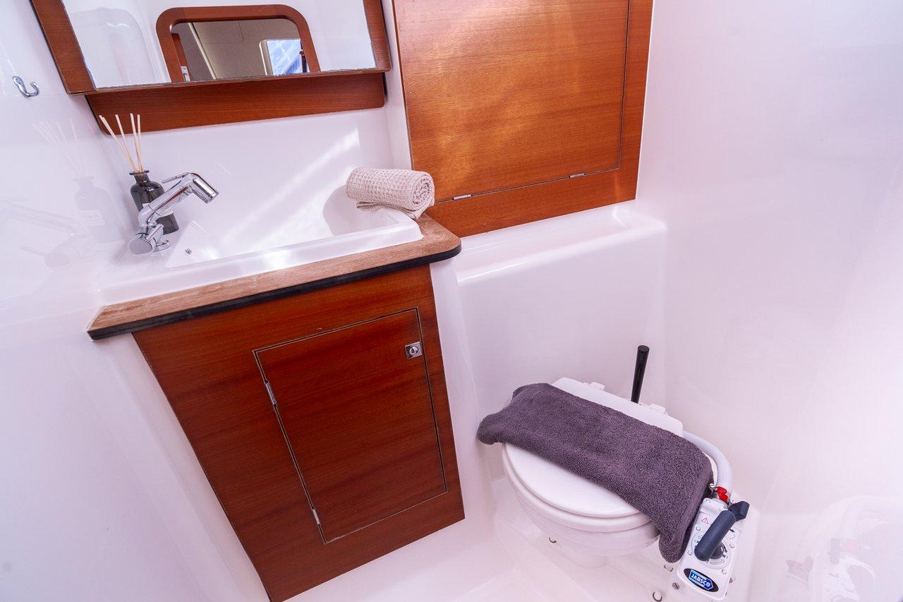 Dufour 460 GL, picture 16