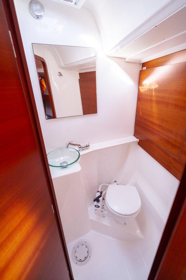 Dufour 460 GL, picture 18