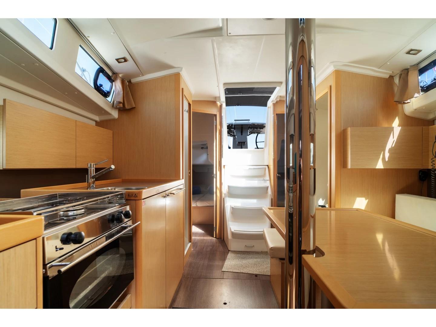 Oceanis 38 - 3 cab. - Epicteto, picture 8