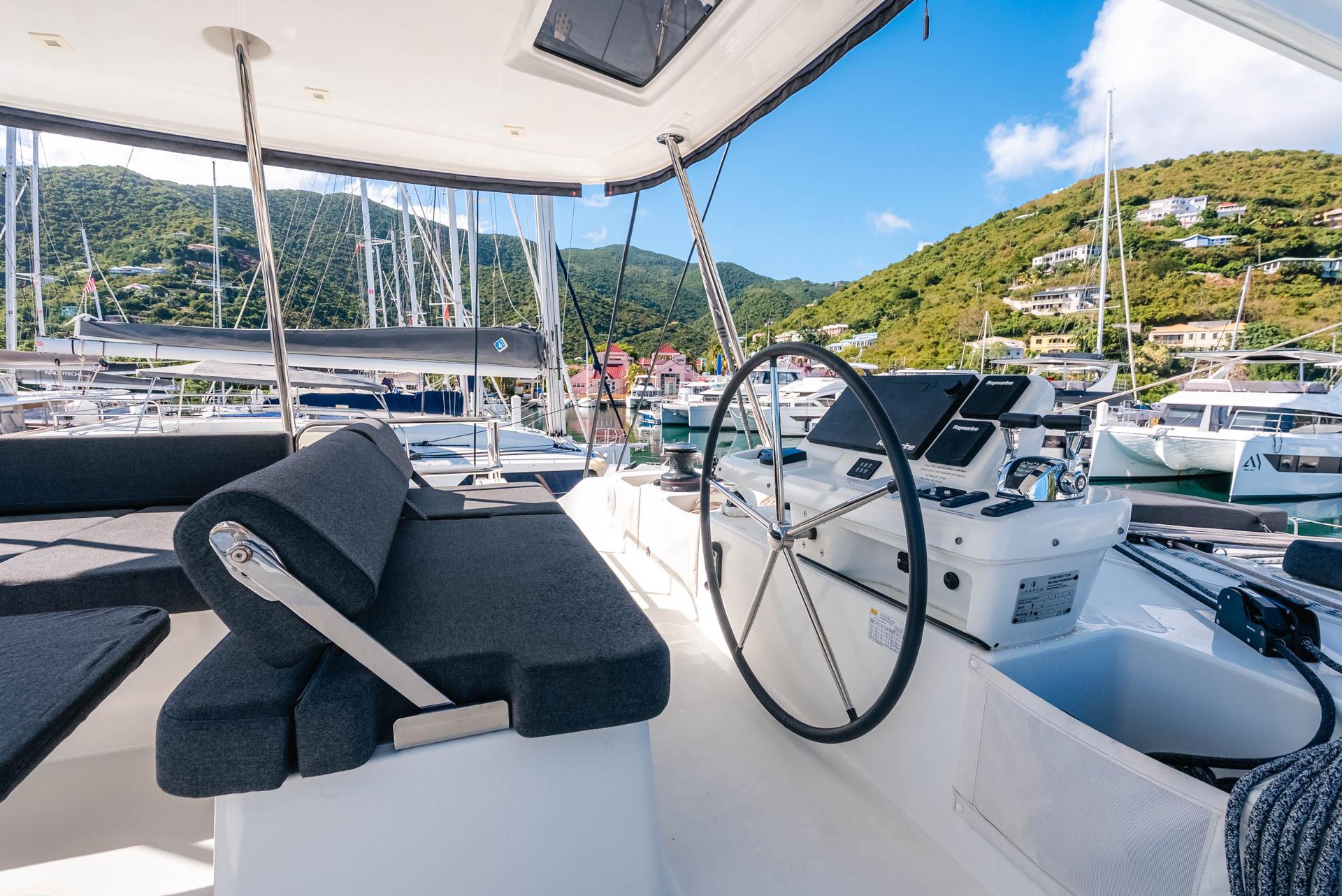 Lagoon 51 OW - 4 + 1 cab., picture 12