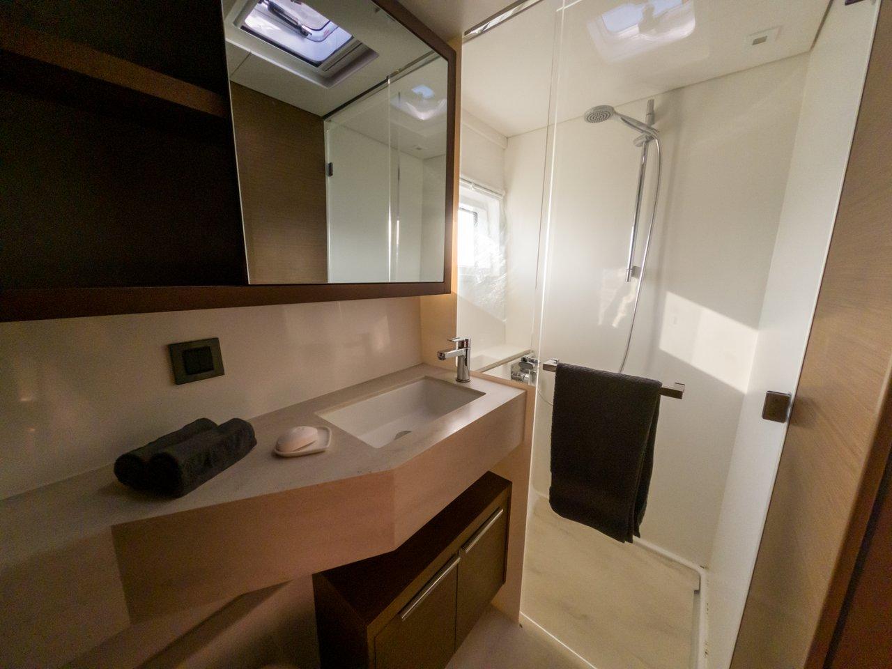 Lagoon 46 - 4 cab., picture 15