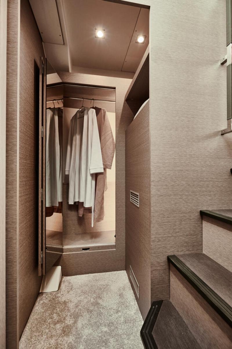 Prestige 420 Fly - 2 cab., picture 12