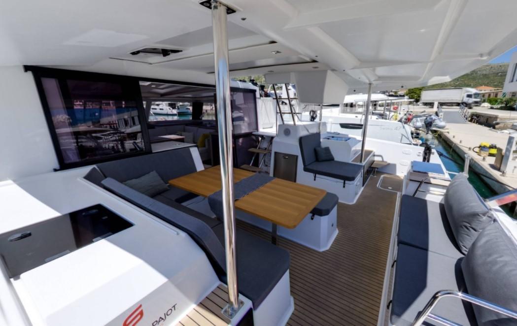 Fountaine Pajot Astrea 42 - 4 + 2 cab., picture 4