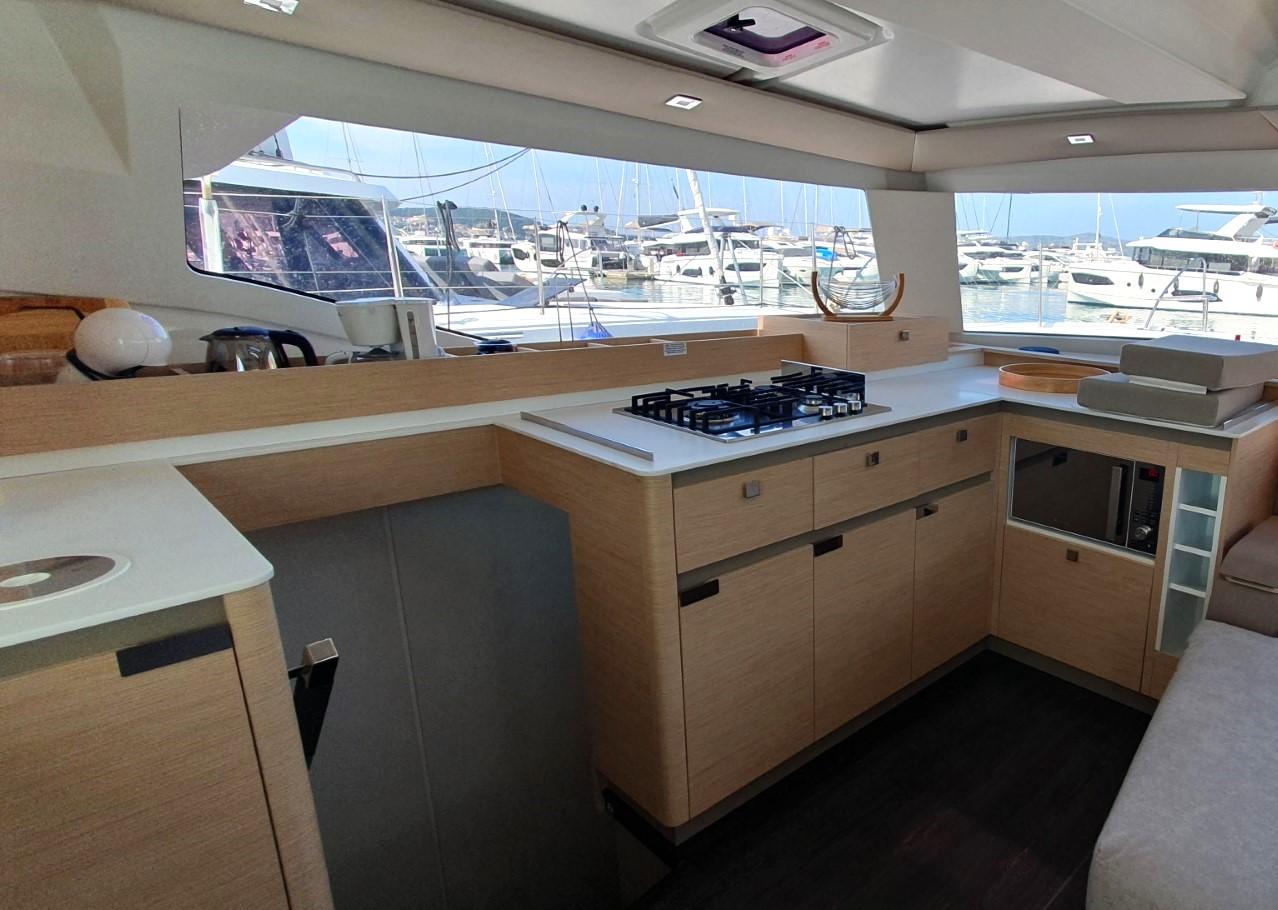 Fountaine Pajot Elba 45 - 4 + 1 cab., picture 12