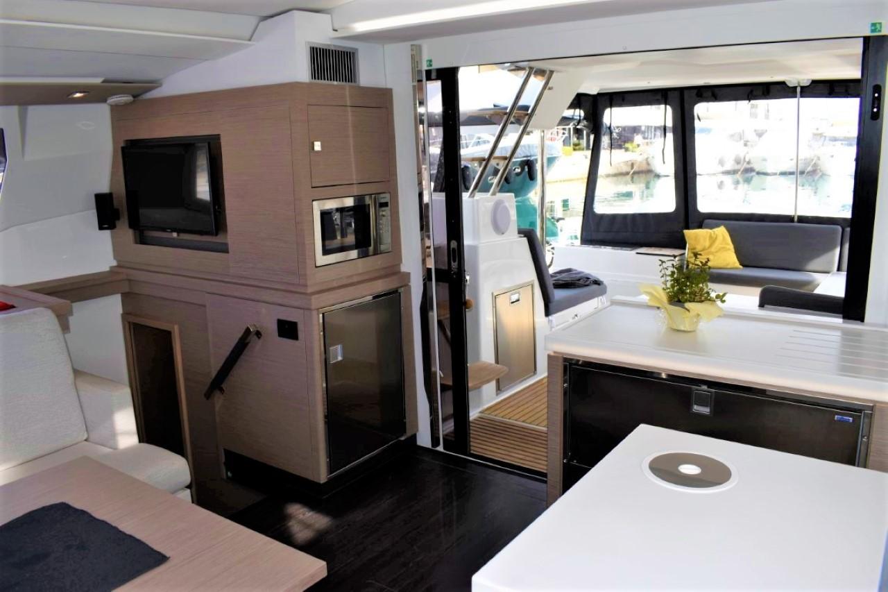 Fountaine Pajot Saona 47 Quintet - 5 + 1 cab., picture 17