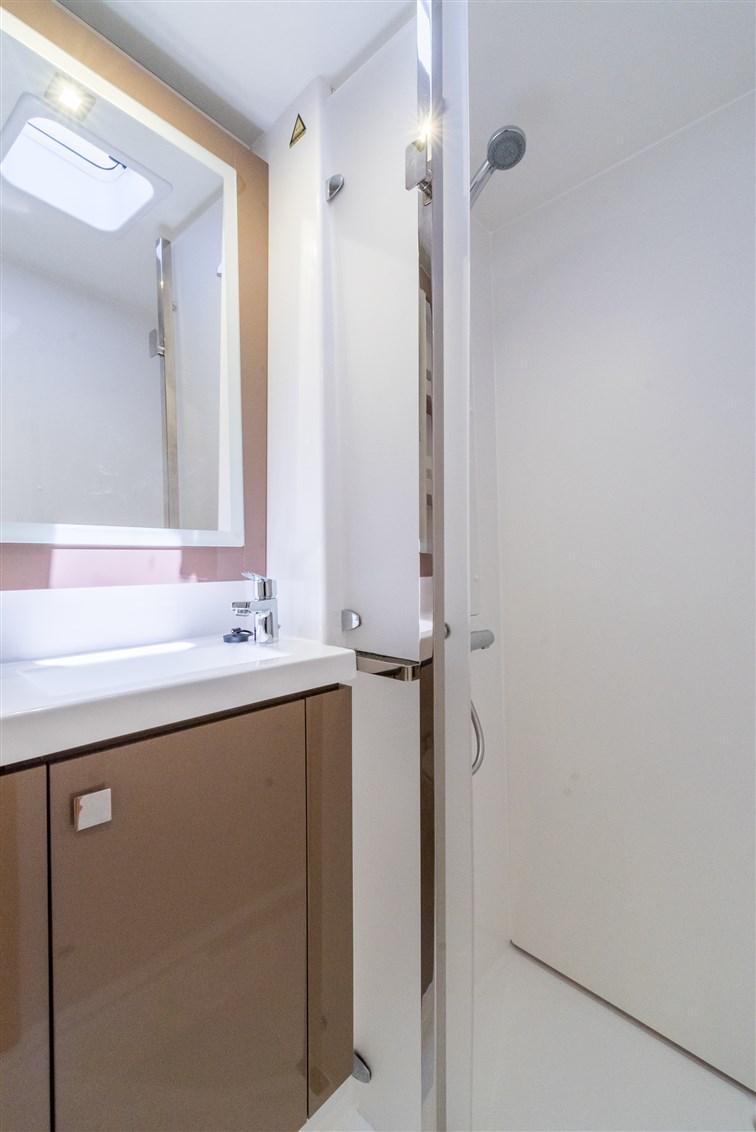 Fountaine Pajot Saona 47 Quintet - 5 + 1 cab., picture 40