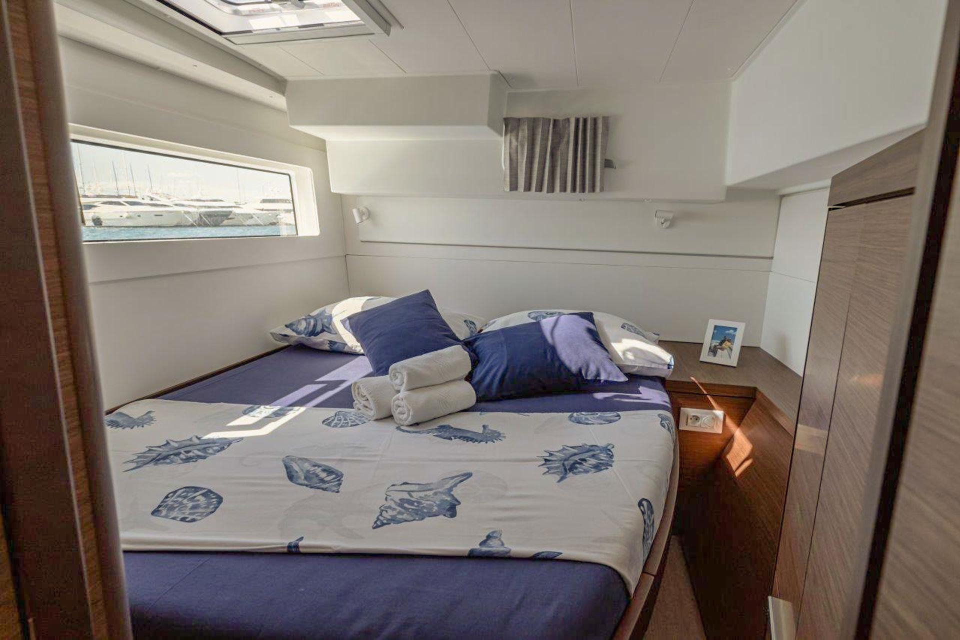 Lagoon 40 - 4 + 2 cab, picture 23