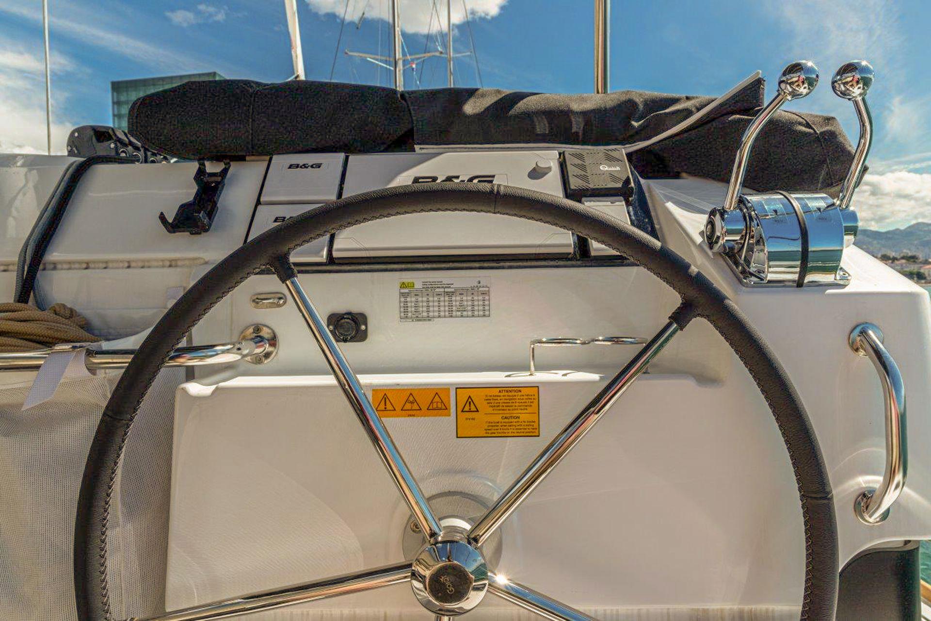 Lagoon 40 - 4 + 2 cab, picture 11