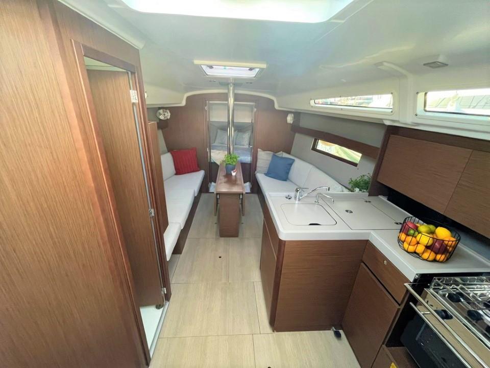 Oceanis 34.1 - 3 cab., picture 10
