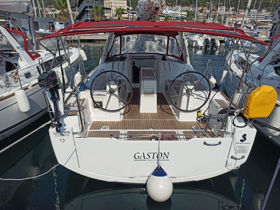 Oceanis 35, picture 4