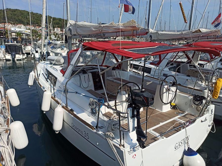Oceanis 35, picture 3