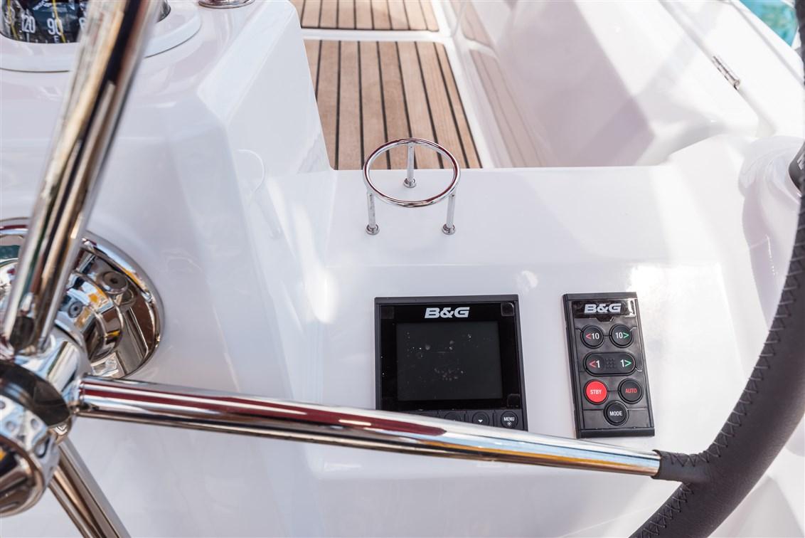 Oceanis 35.1, picture 4