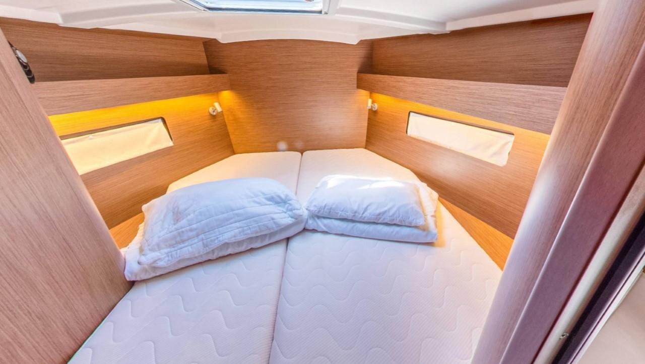 Oceanis 40.1, picture 10