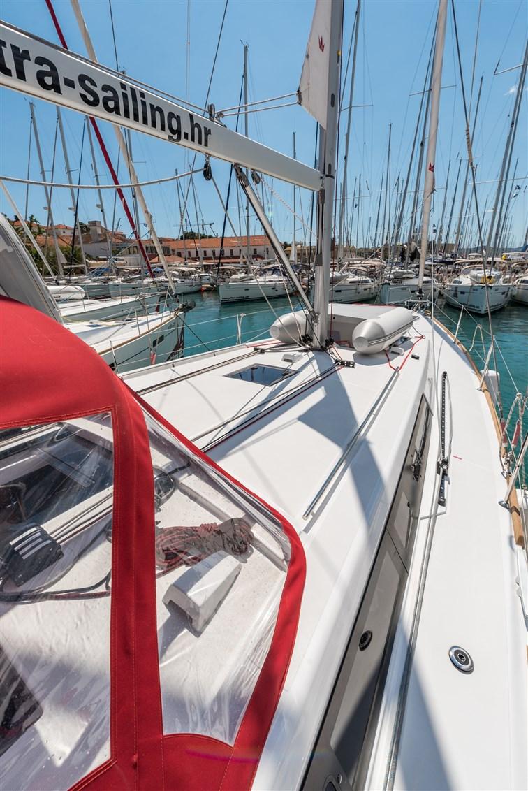 Oceanis 45 - 4 cab., picture 8