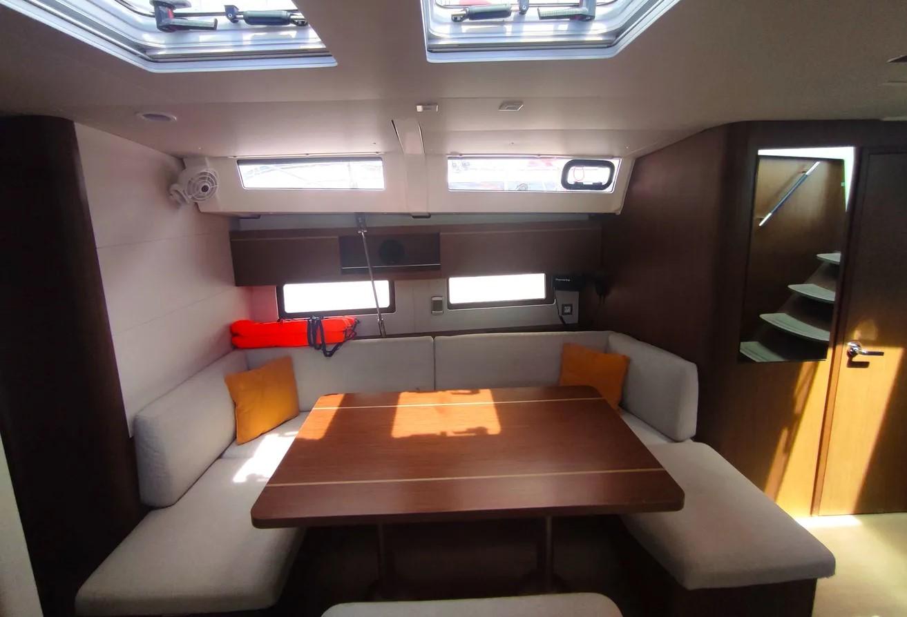 Oceanis 46.1, picture 9