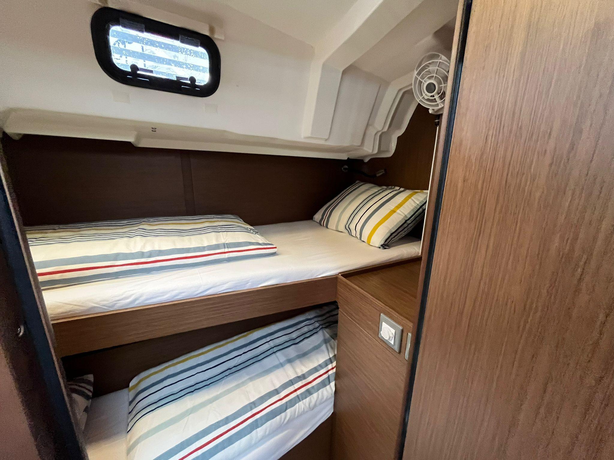 Oceanis 46.1, picture 10