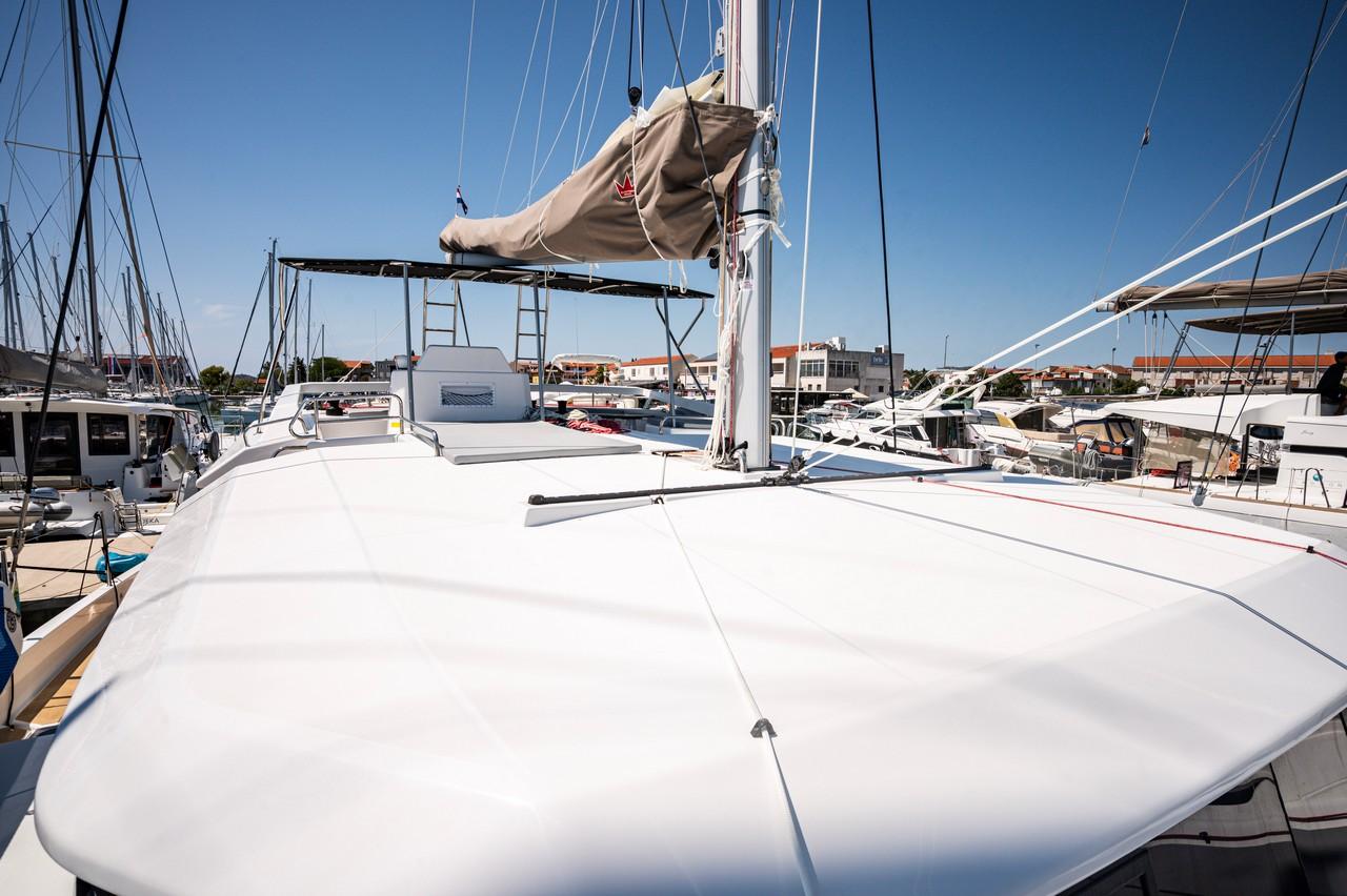 Dufour 48 Catamaran - 5 + 1 cab., picture 6