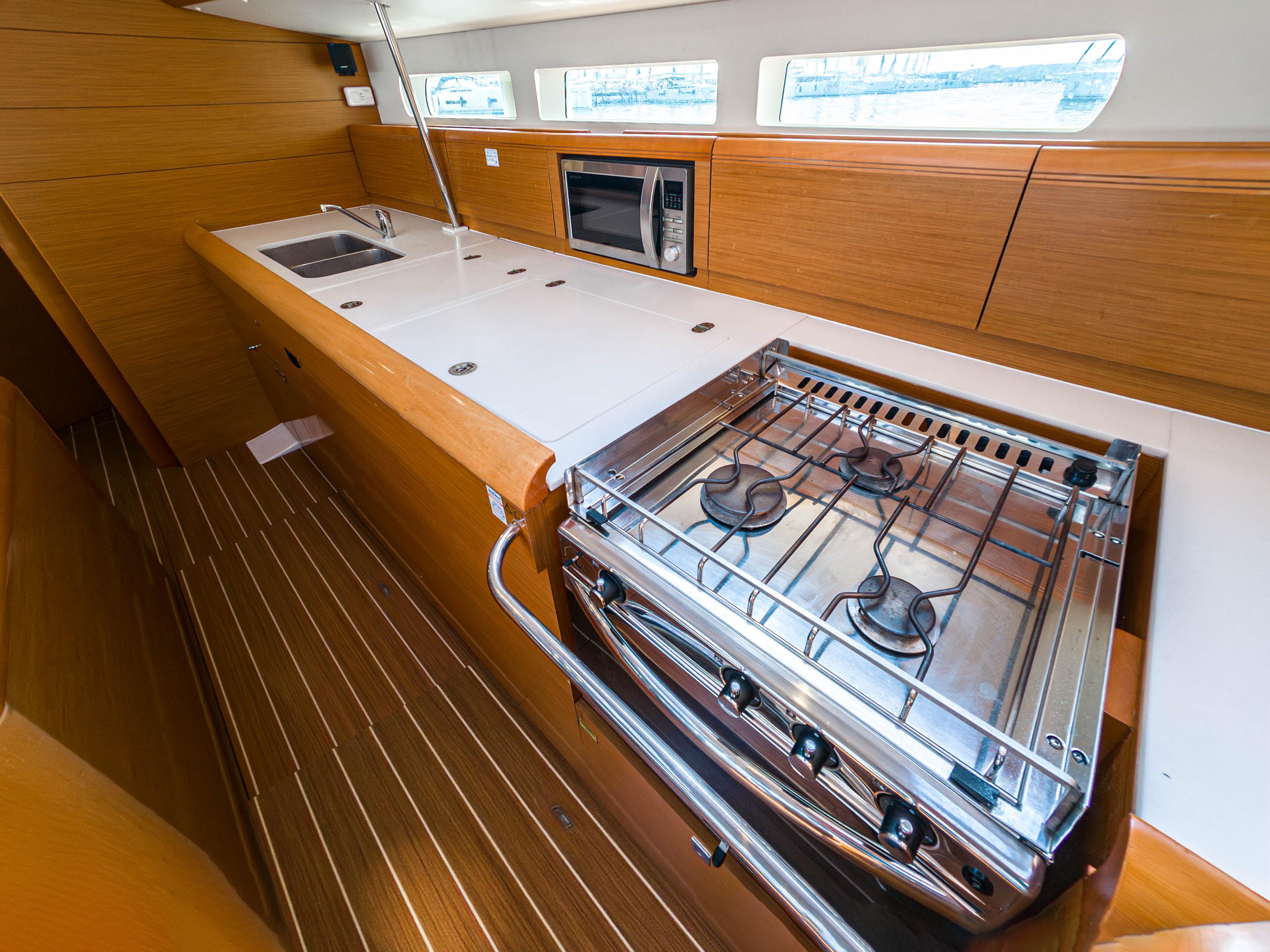 Sun Odyssey 519 - 5 cab., picture 14