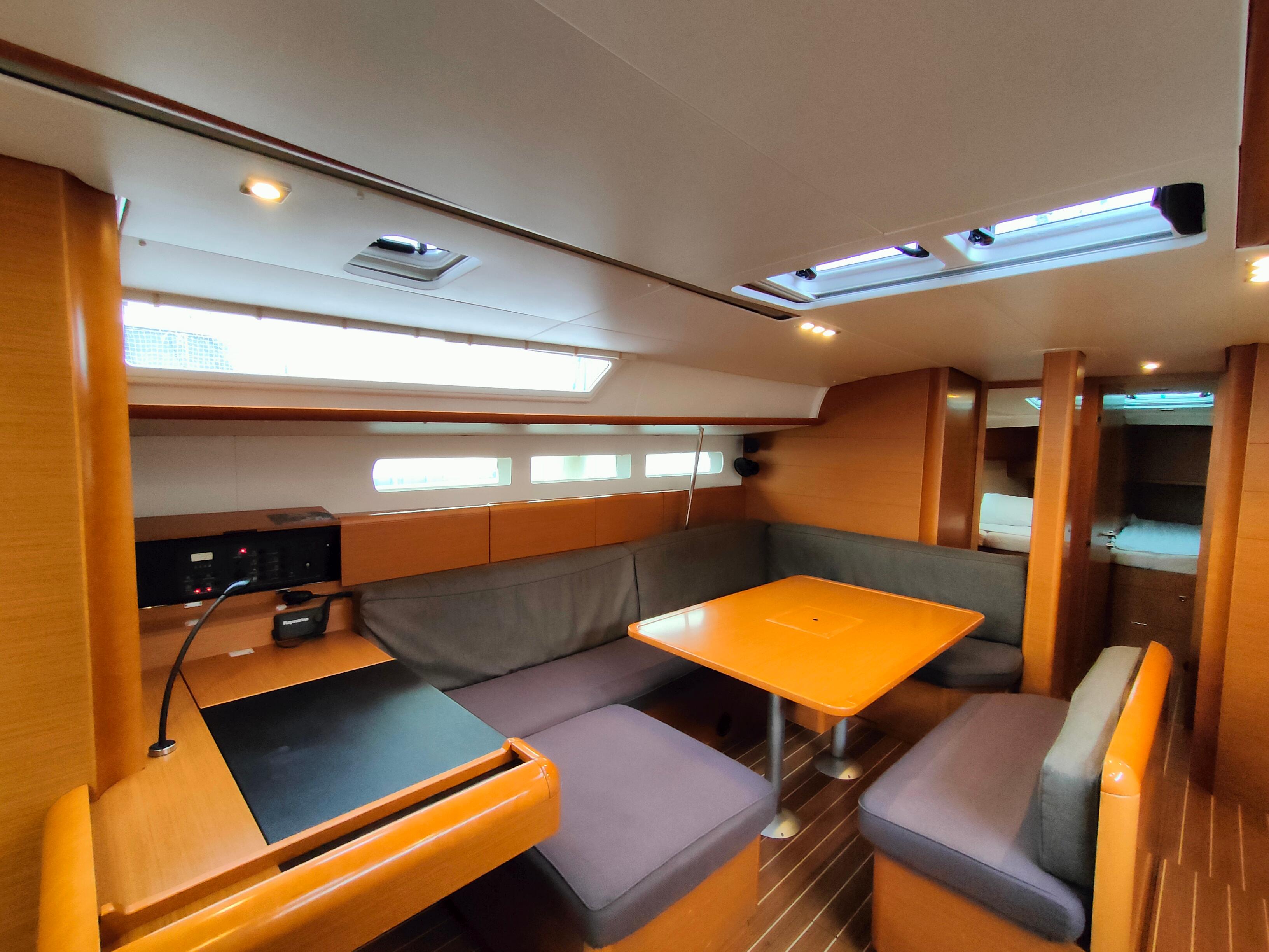 Sun Odyssey 519 - 5 cab., picture 23