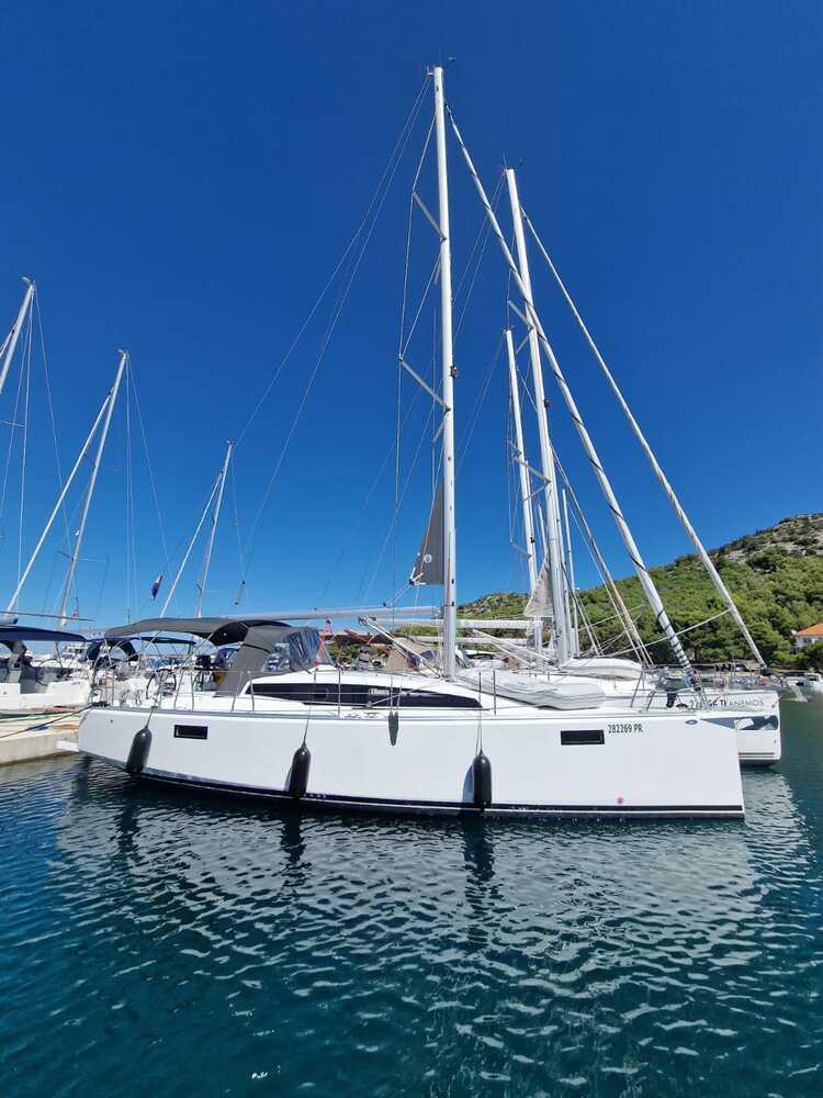 Scandinavia 35, picture 3