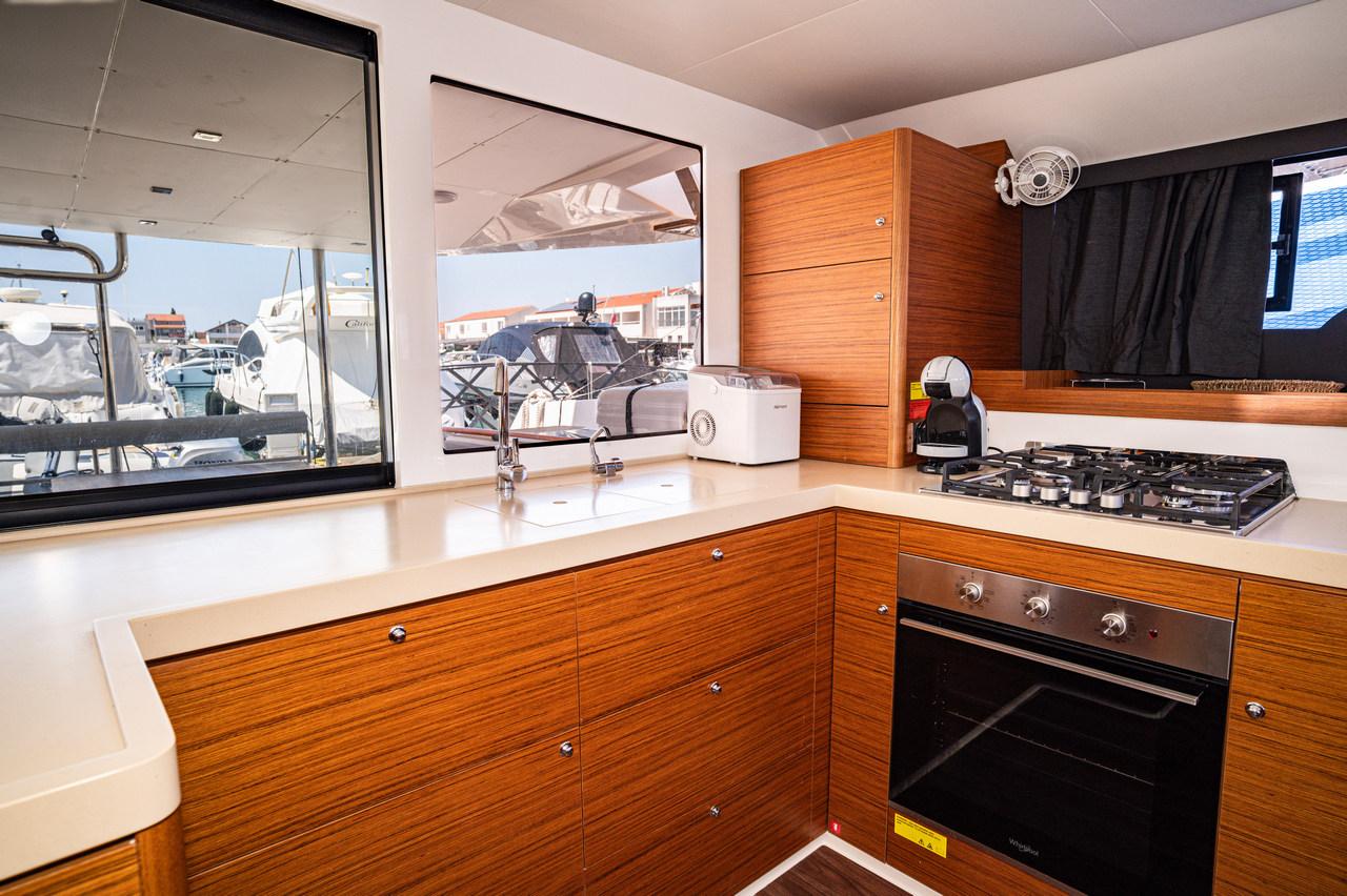 Dufour 48 Catamaran - 5 + 1 cab., picture 12