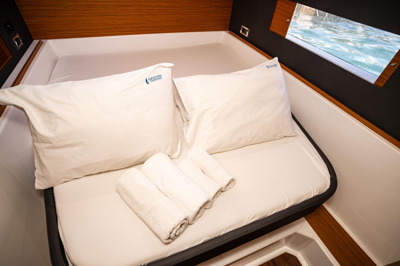 Dufour 48 Catamaran - 5 + 1 cab., picture 15