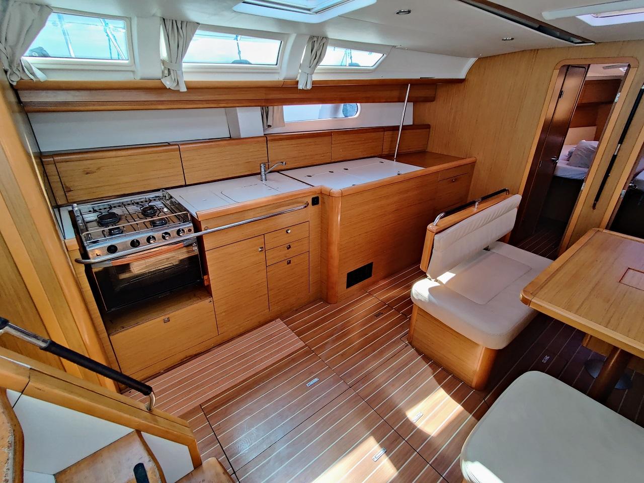Sun Odyssey 49i, picture 6