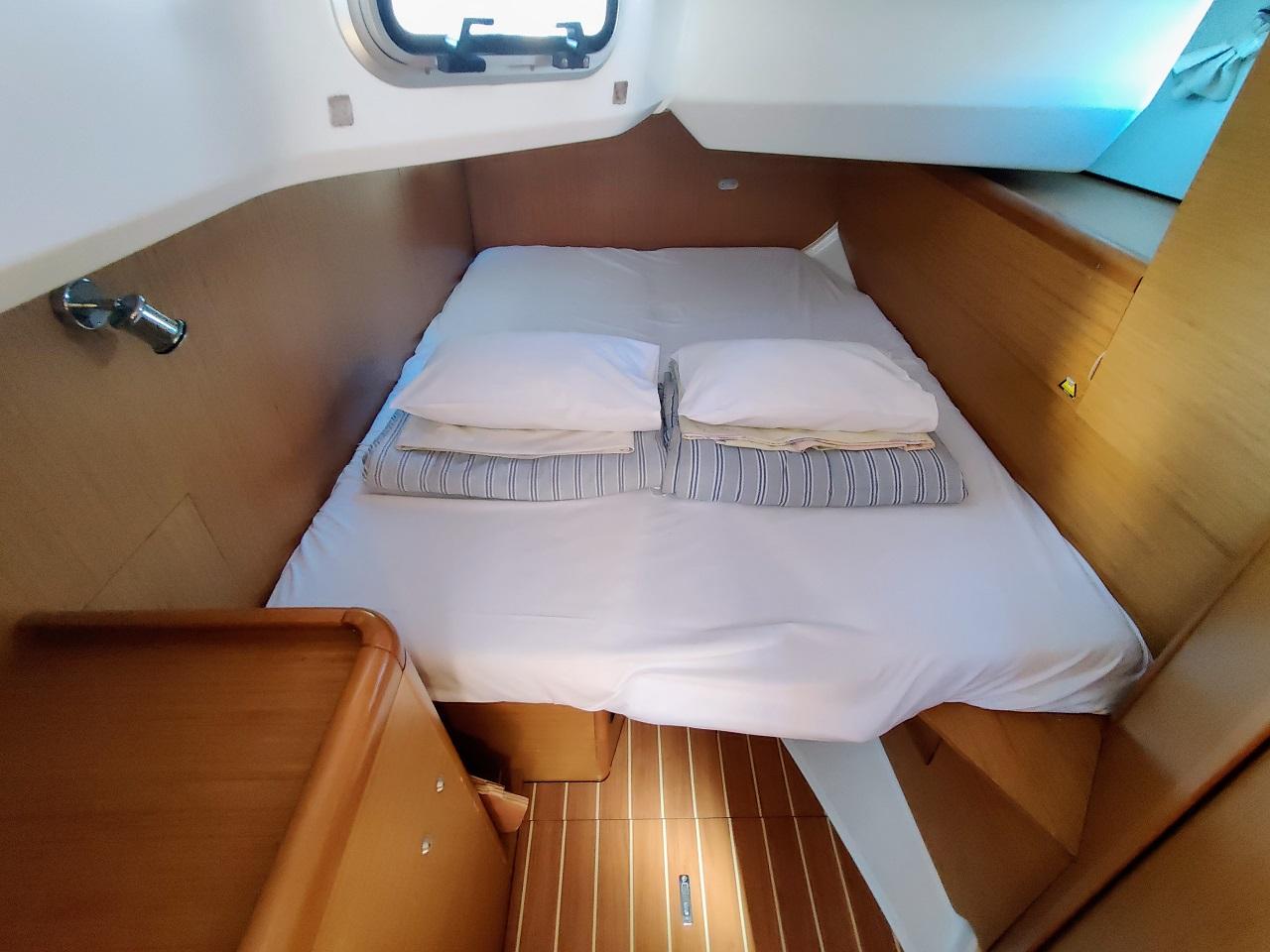 Sun Odyssey 49i, picture 8