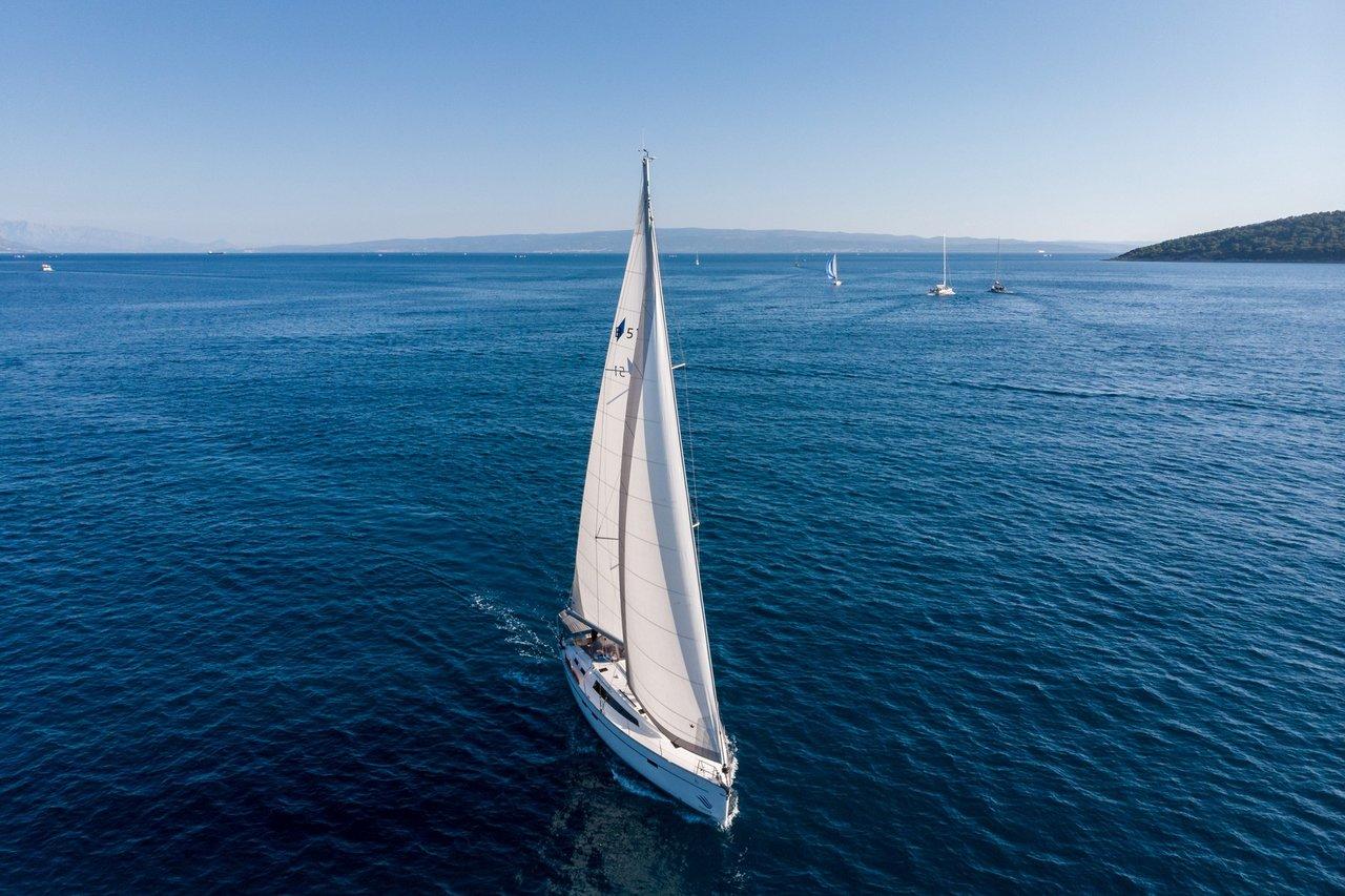 Bavaria Cruiser 51, picture 5