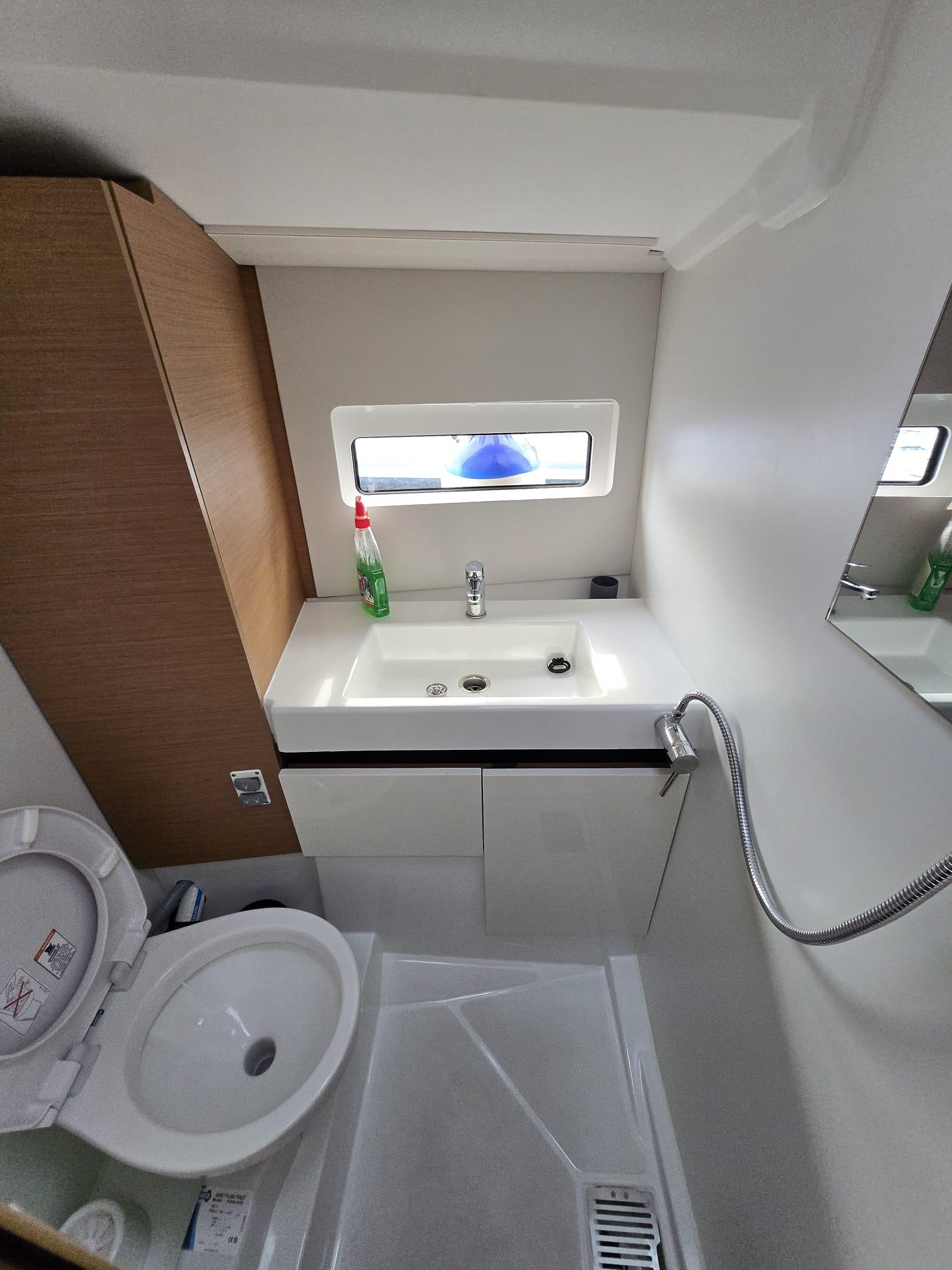 Sun Odyssey 490 - 4 + 1 cab., picture 8