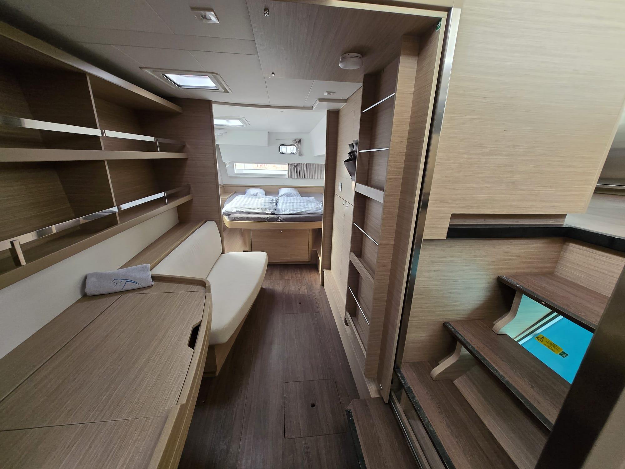 Lagoon 42 OW, picture 5