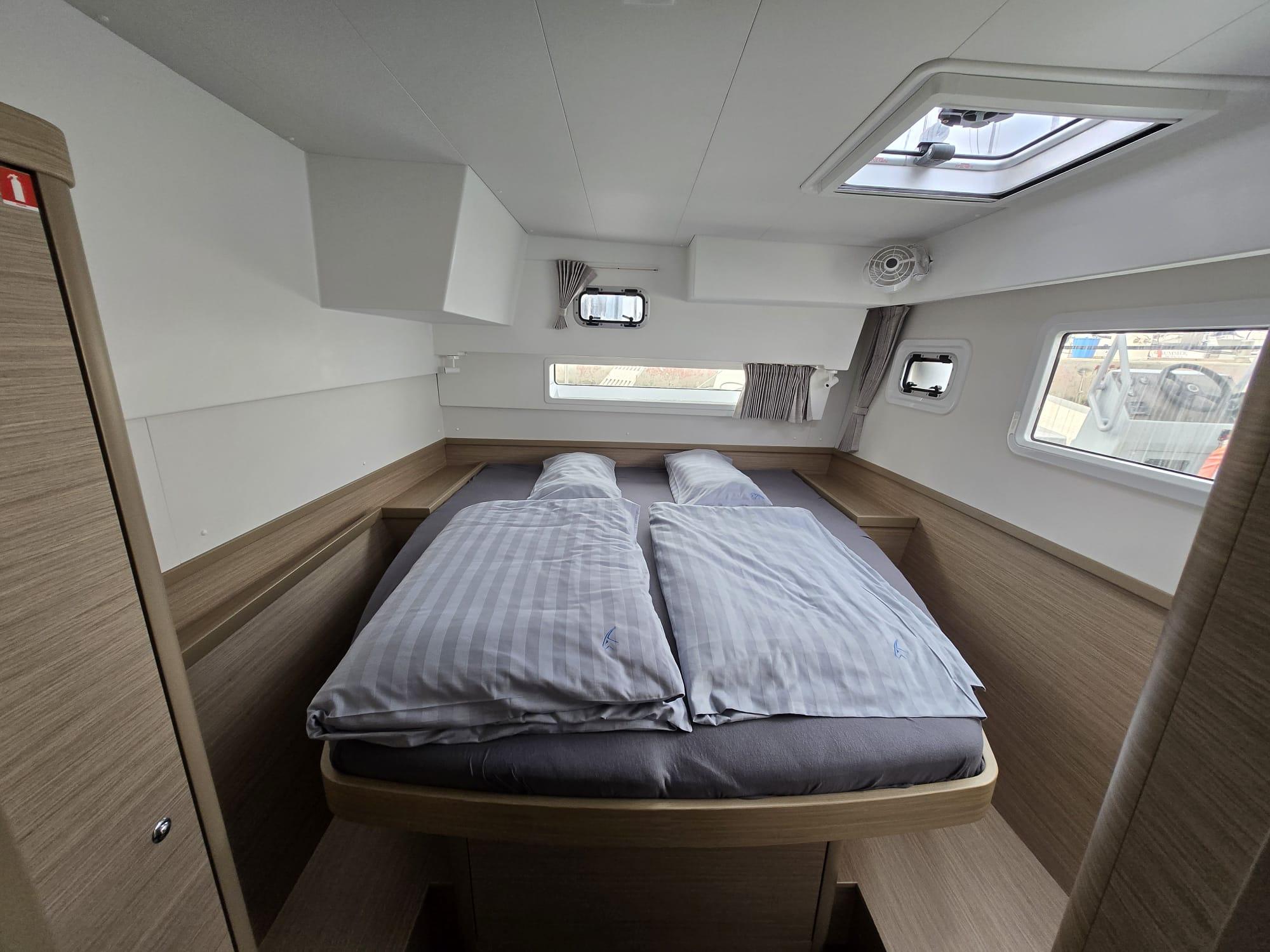 Lagoon 42 OW, picture 6