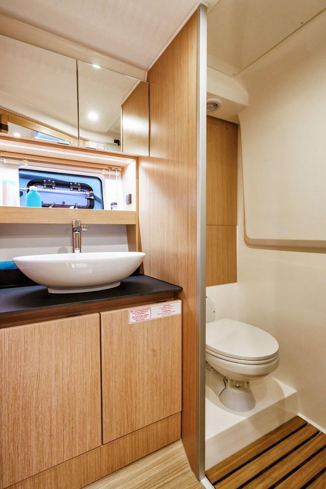 Bavaria SR36 Open Top - Ostwind, picture 13