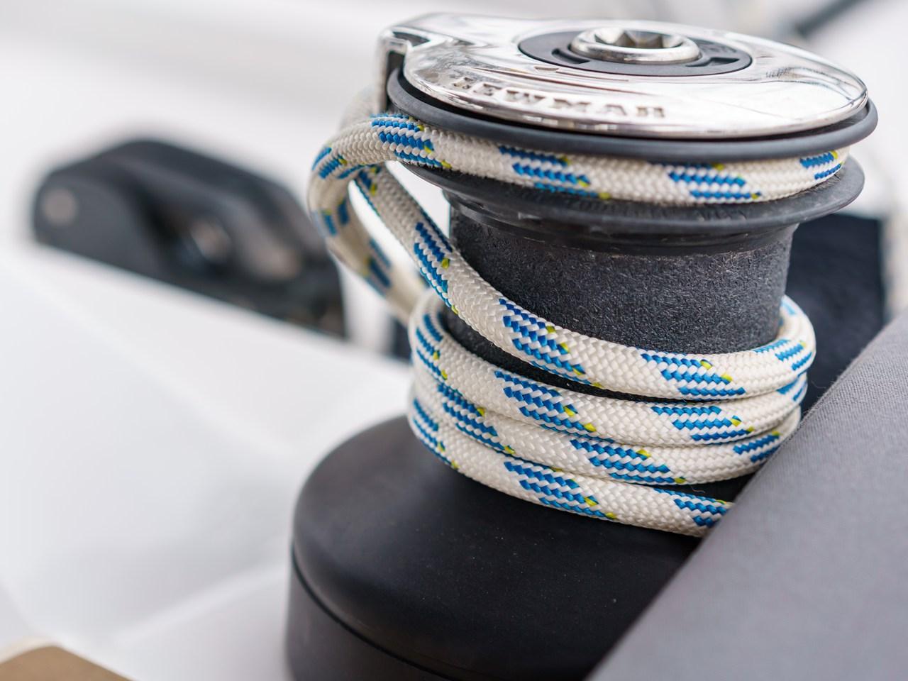 Bavaria C42, picture 18