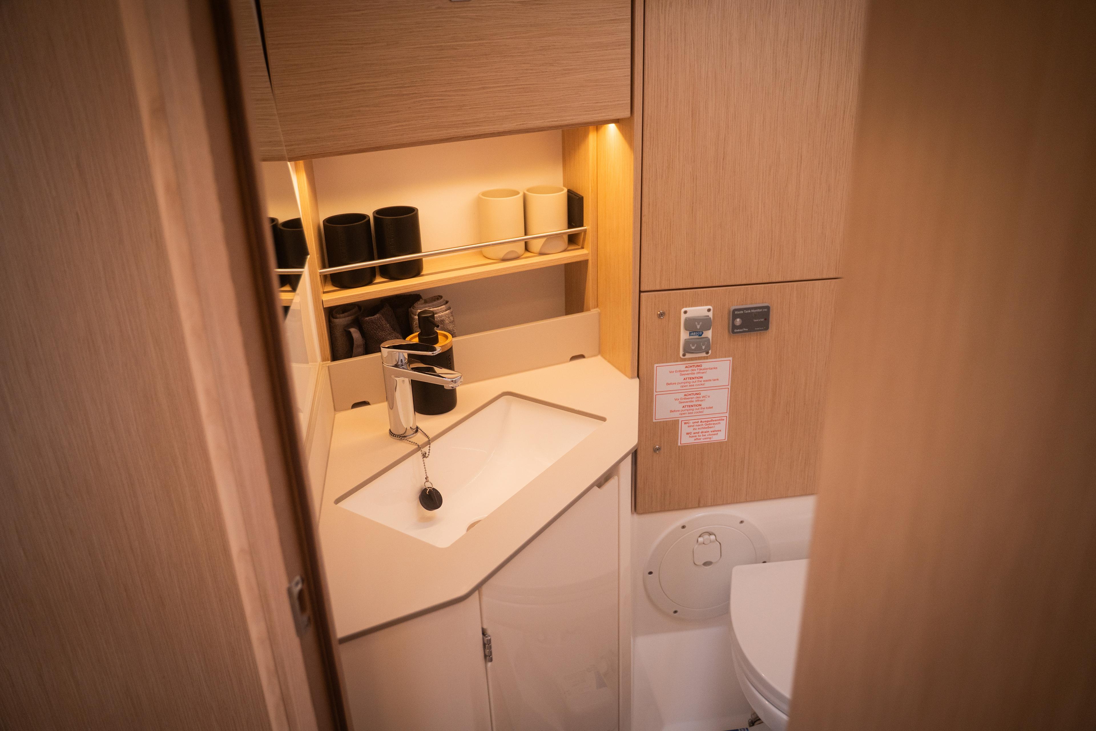 Bavaria C46 - 4 cab., picture 15