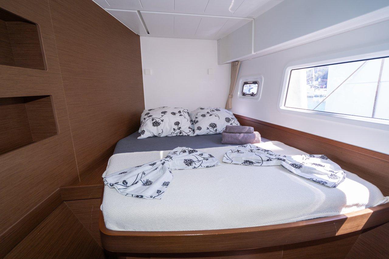 Lagoon 42 - 4 + 2 cab., picture 20