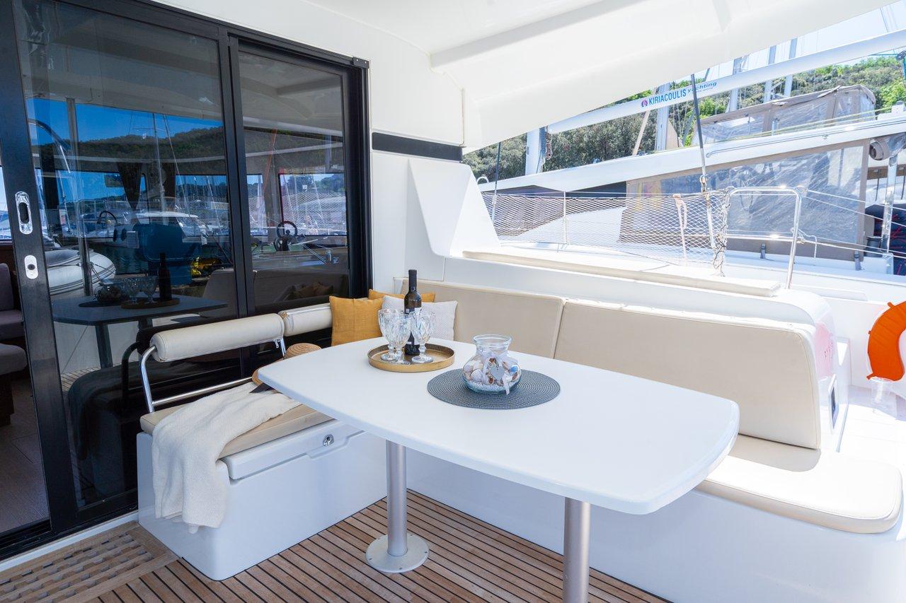 Lagoon 42 - 4 + 2 cab., picture 8